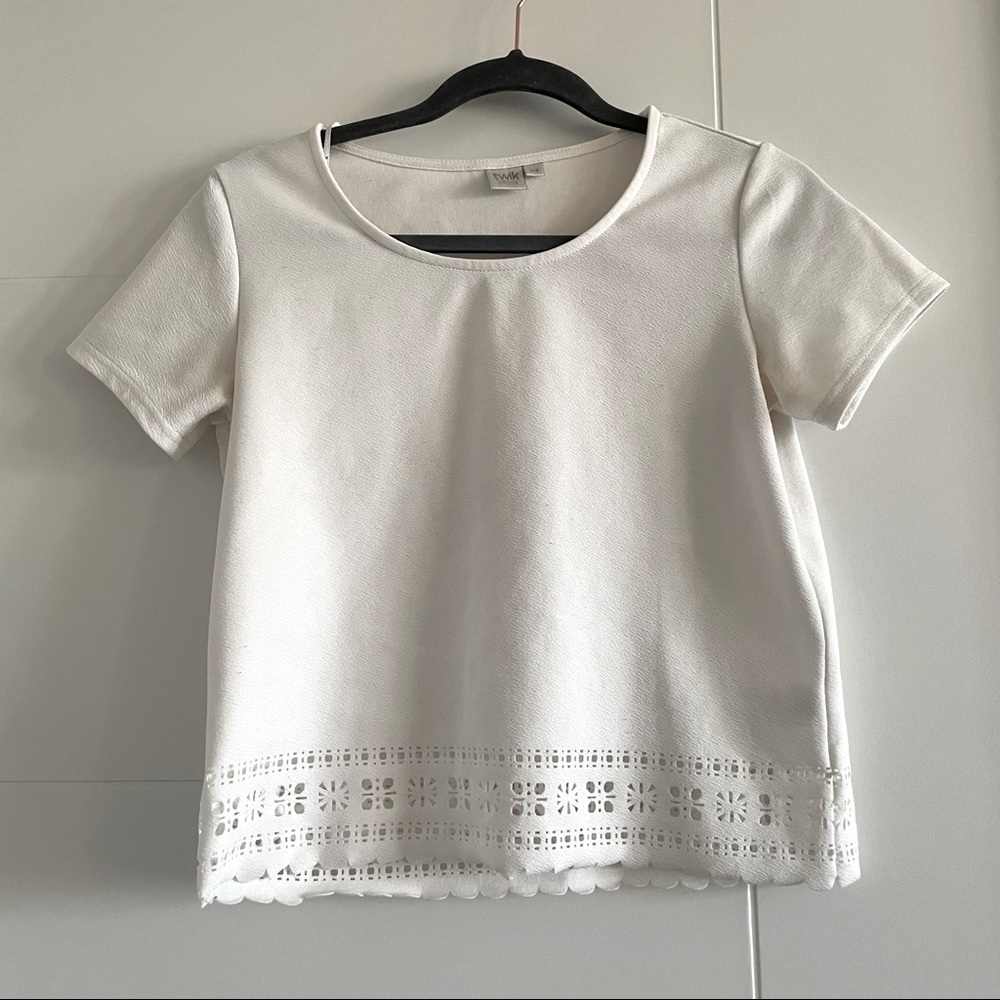 3/$45 TWIK lazer cut floral t-shirt blouse